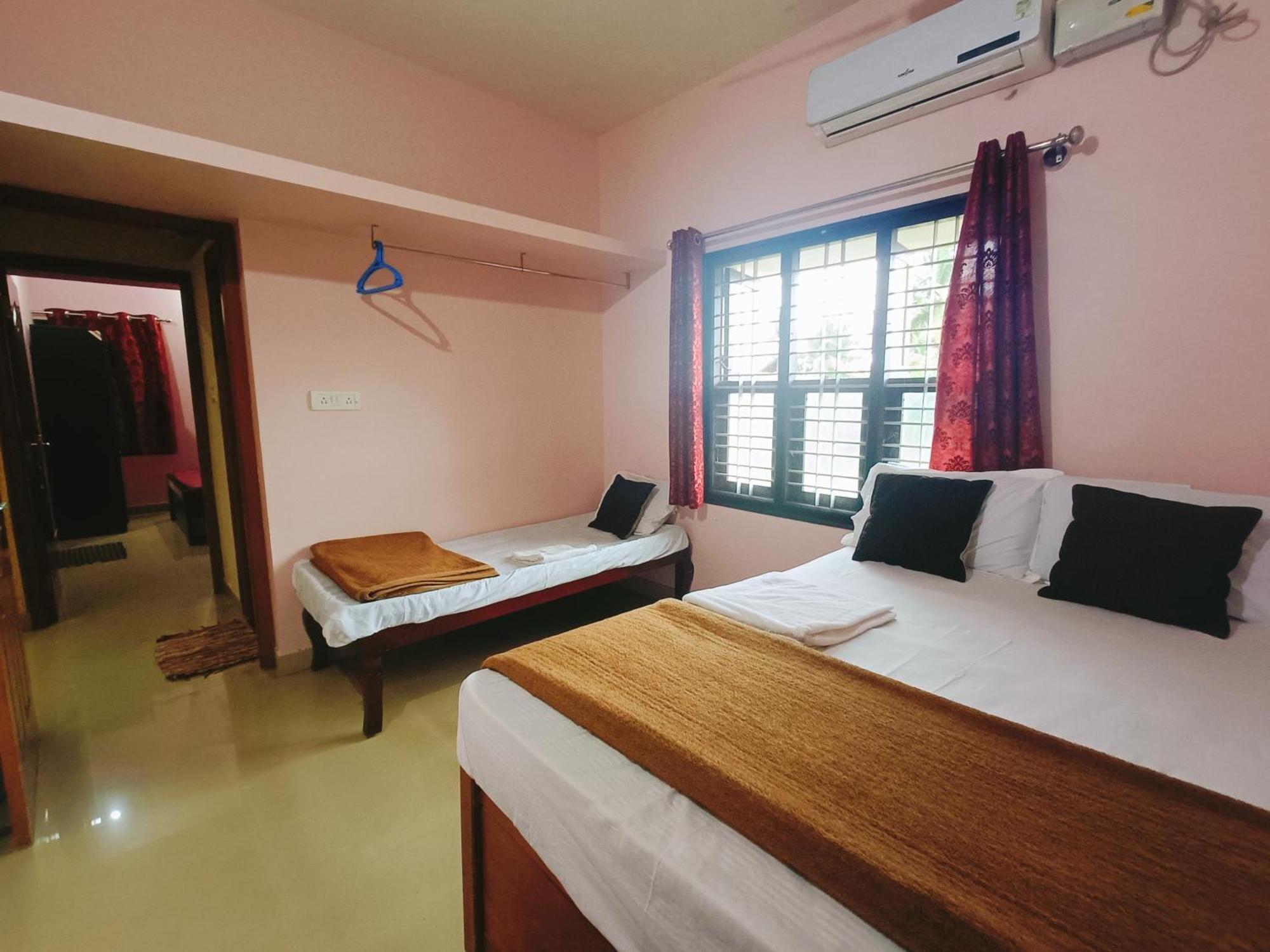 Maanyatha Home Stay مانيبال الغرفة الصورة
